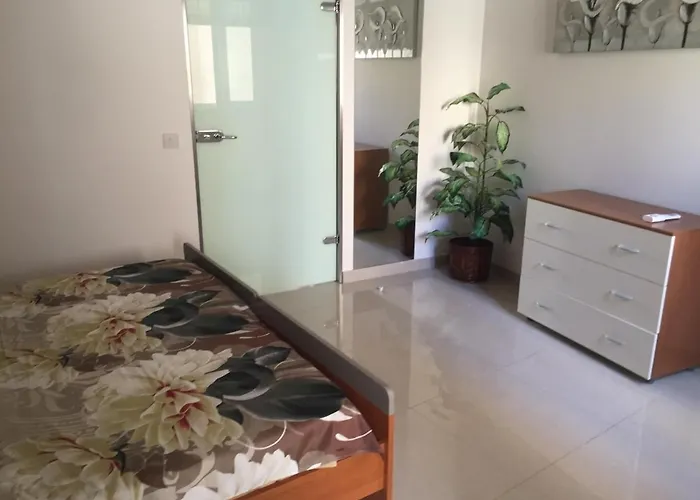Cozy 1 Bedroom Apt Very Close To The Seaside B1B